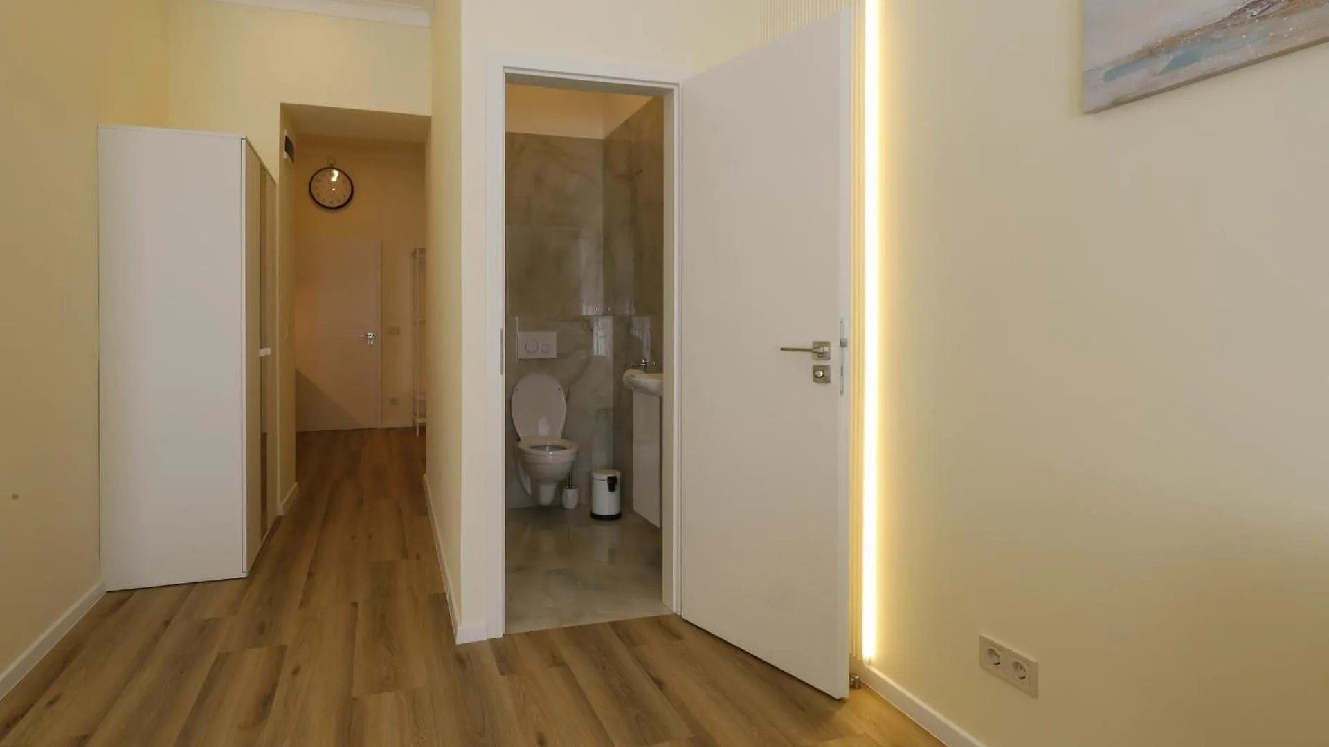 Berkocsis Daire Budapeşte